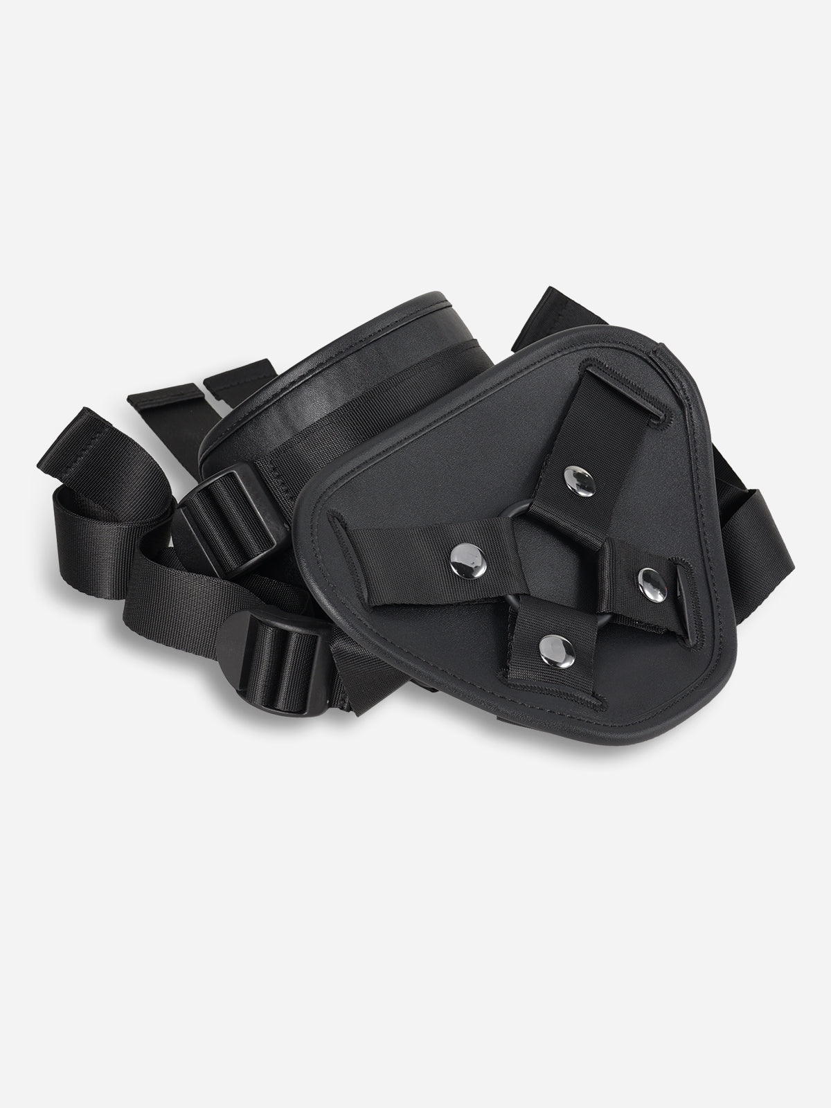Thickened Black Strap Features Rings In 3 Sizes.